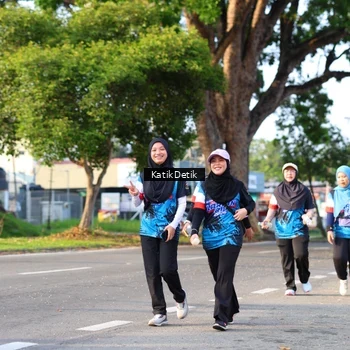 Runner Photo 7650952