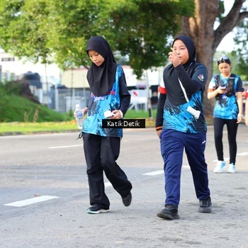 Runner Photo 7650960