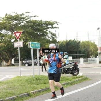 Runner Photo 7650963