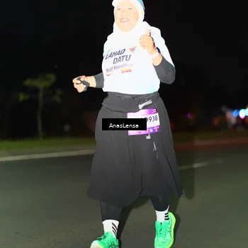 Runner Photo 7650968