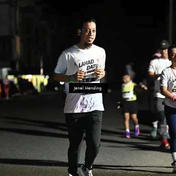 Runner Photo 7650974