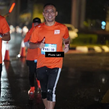 Runner Photo 7650984
