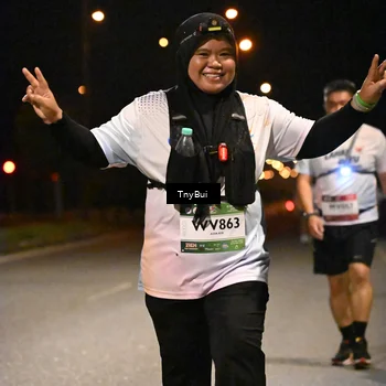 Runner Photo 7650993