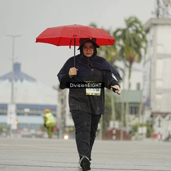 Runner Photo 7651002