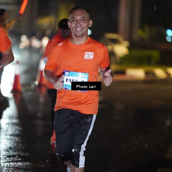 Runner Photo 7651008
