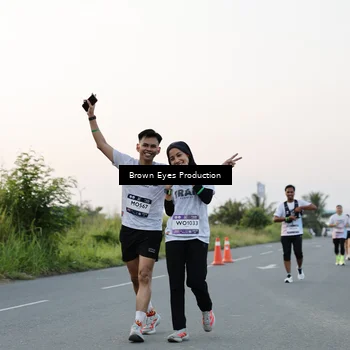 Runner Photo 7651010