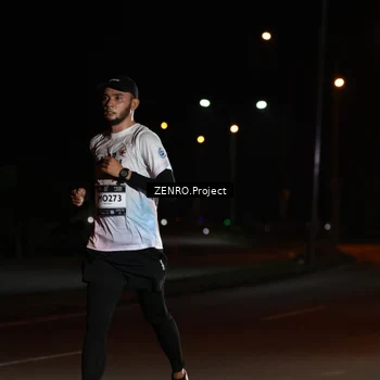 Runner Photo 7651032