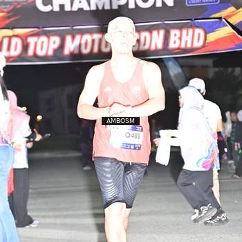 Runner Photo 7651040