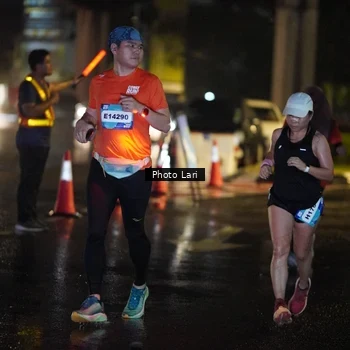 Runner Photo 7651043