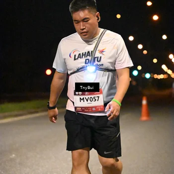 Runner Photo 7651045