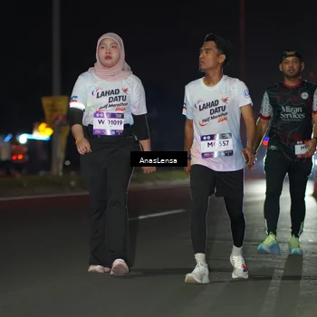 Runner Photo 7651053