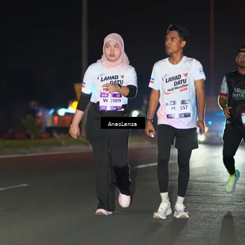 Runner Photo 7651064