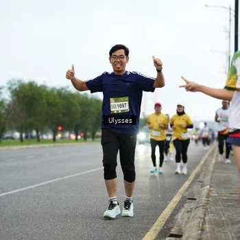 Runner Photo 7651065