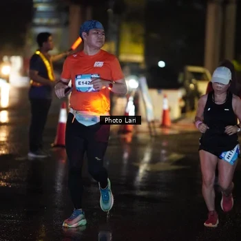 Runner Photo 7651067