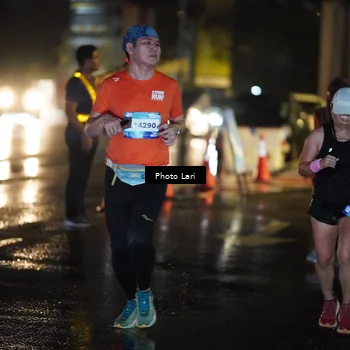 Runner Photo 7651069