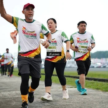 Runner Photo 7651073