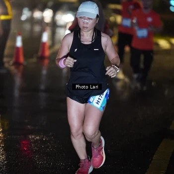 Runner Photo 7651078