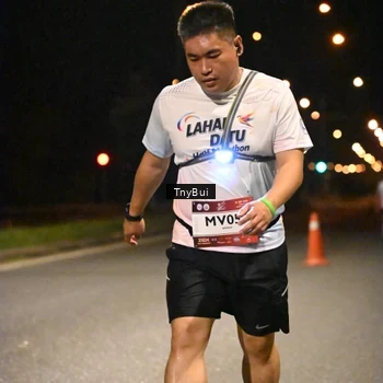Runner Photo 7651089