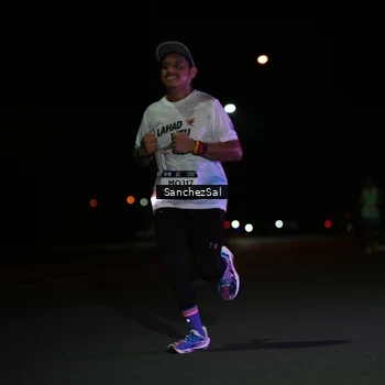 Runner Photo 7651092