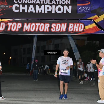Runner Photo 7651101