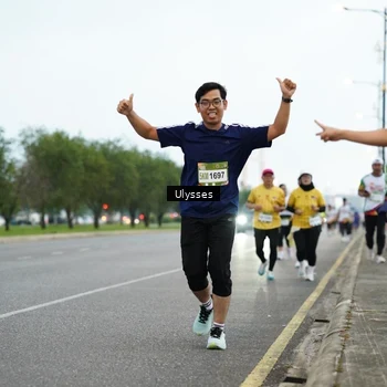 Runner Photo 7651107