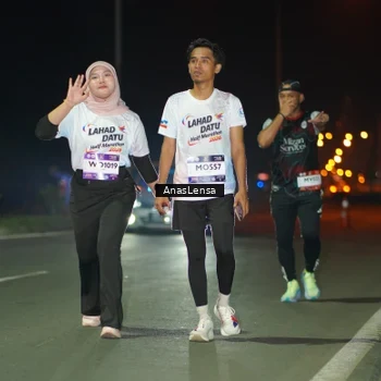 Runner Photo 7651118