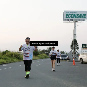 Runner Photo 7651124