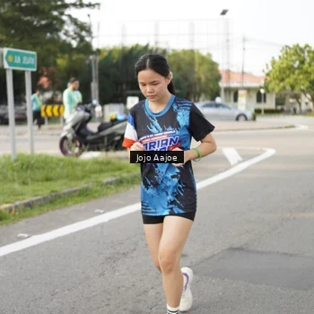 Runner Photo 7651132