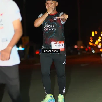 Runner Photo 7651135