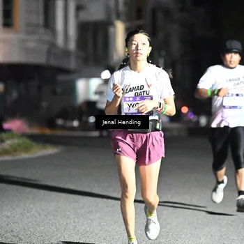 Runner Photo 7651136