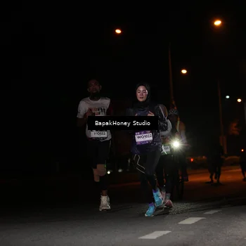 Runner Photo 7651143
