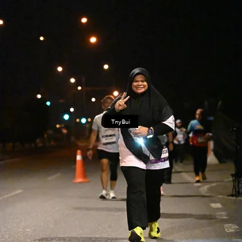 Runner Photo 7651148