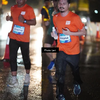 Runner Photo 7651150