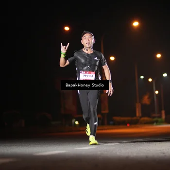 Runner Photo 7651161