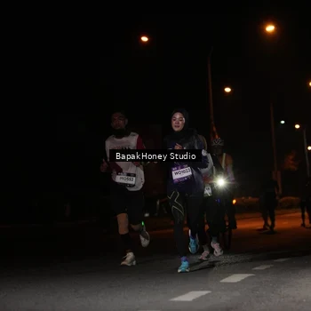 Runner Photo 7651174
