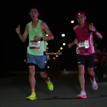 Runner Photo 7651185
