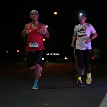 Runner Photo 7651198
