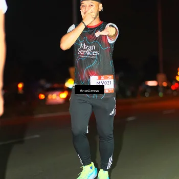 Runner Photo 7651200