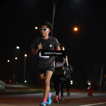 Runner Photo 7651210