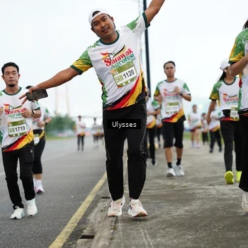 Runner Photo 7651221