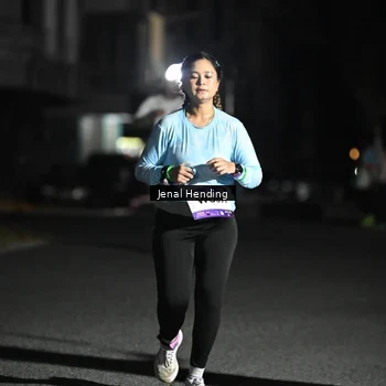 Runner Photo 7651235