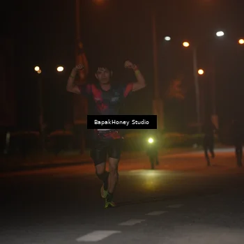 Runner Photo 7651237