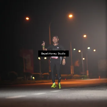 Runner Photo 7651240
