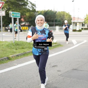 Runner Photo 7651244
