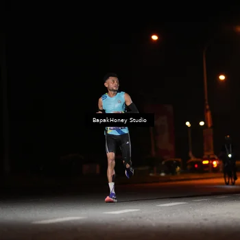 Runner Photo 7651250