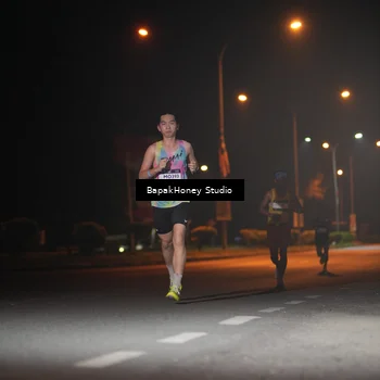 Runner Photo 7651253