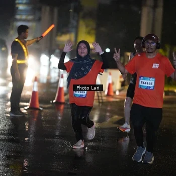 Runner Photo 7651259