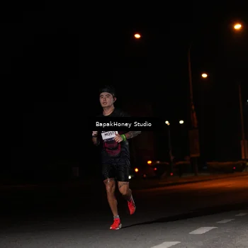 Runner Photo 7651268