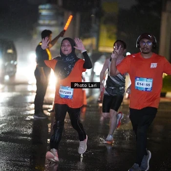 Runner Photo 7651272