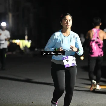 Runner Photo 7651276